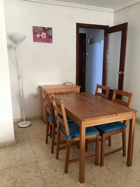 Комната в аренду, Севилья