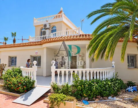 Casa de 120 m² a Oriola
