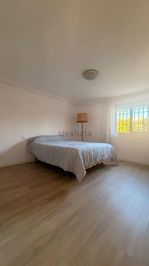 Casa de 100 m² a Riba-roja de Túria