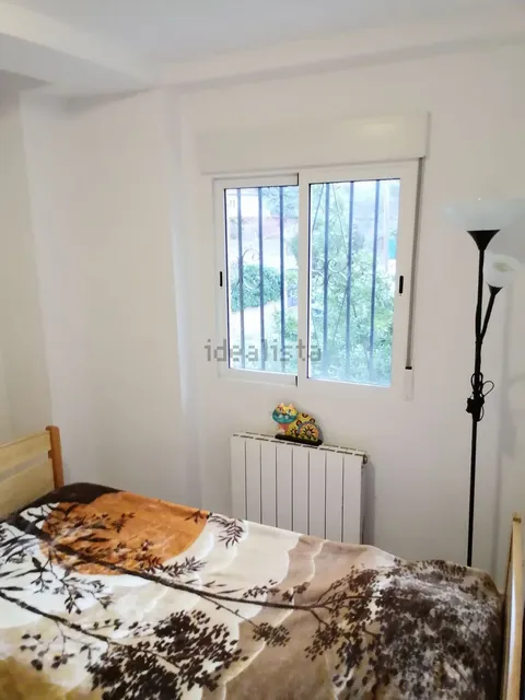 Комната в аренду, La Zubia (2/4)