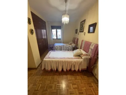 Pis de 130 m² a Cáceres (4/25)