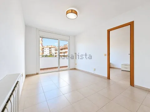 Flat 37 m² in Manresa (2/19)