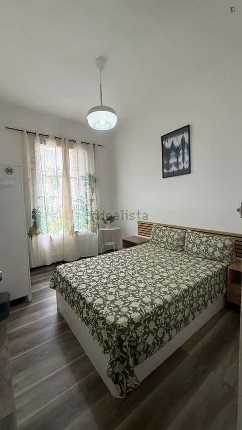 Habitació de lloguer, Barcelona (2/11)
