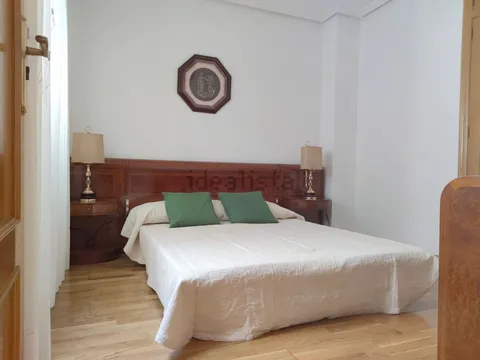 Wohnung 74 m² in Saragossa