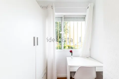 Room for rent, Madrid (4/9)