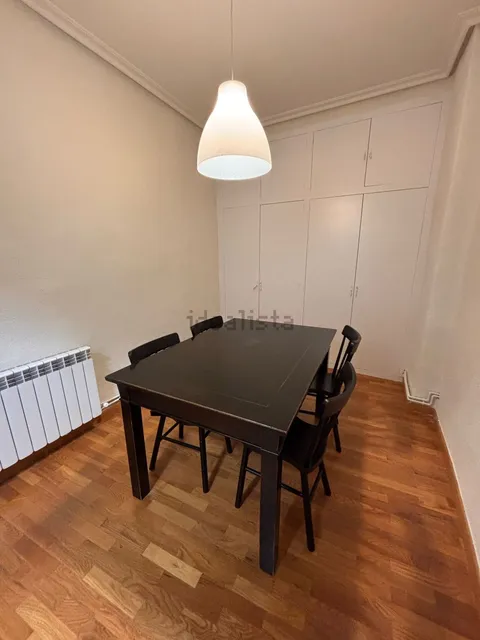 Habitació de lloguer, Viana
