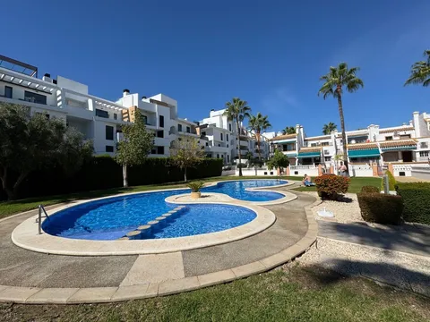 Casa de 120 m² a Oriola