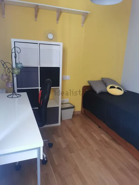 Chambre à louer, Valence