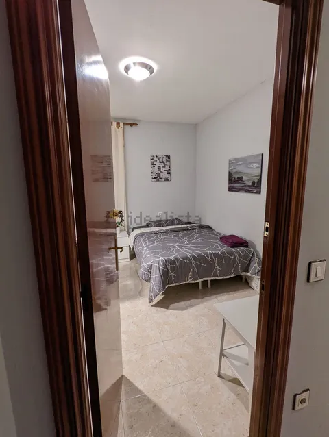 Habitació de lloguer, Montsó
