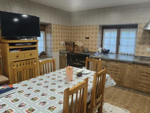Casa de 120 m² a Belmonte de Miranda (3/3)
