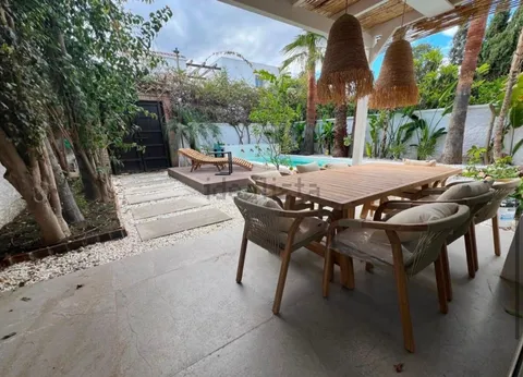 Casa de 280 m² en Marbella
