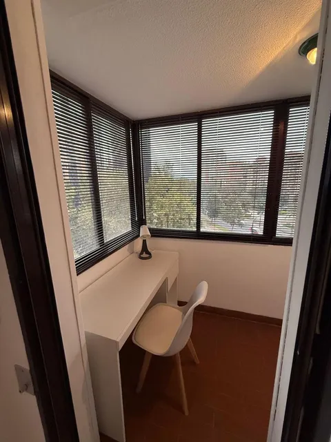 Chambre à louer, Valence