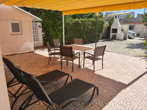 Casa de 80 m² a Oriola