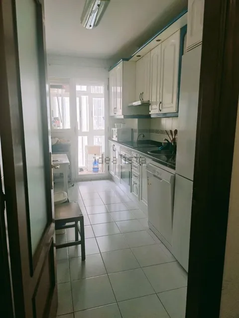 Room for rent, Zamora