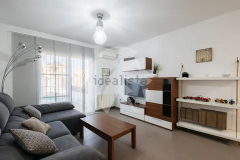 Haus 145 m² in la Pobla de Vallbona