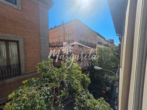 Wohnung 75 m² in Madrid