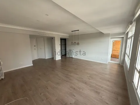 Appartement 121 m² à Madrid