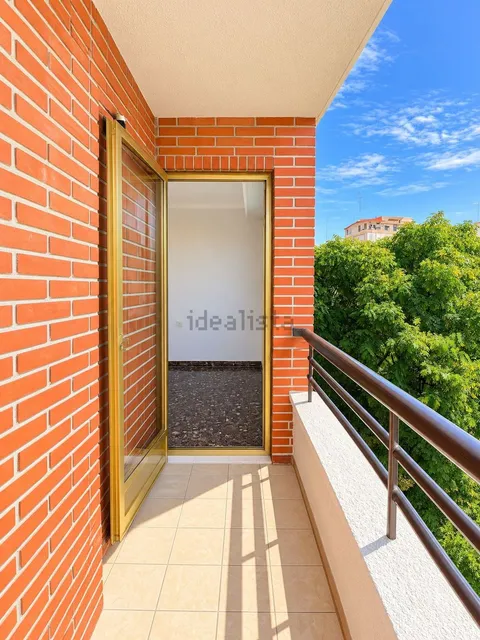Wohnung 102 m² in Valencia