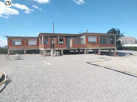 Casa de 648 m² a Oriola