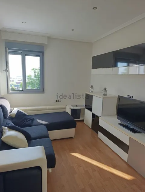 Flat 49 m² in Gijón / Xixón
