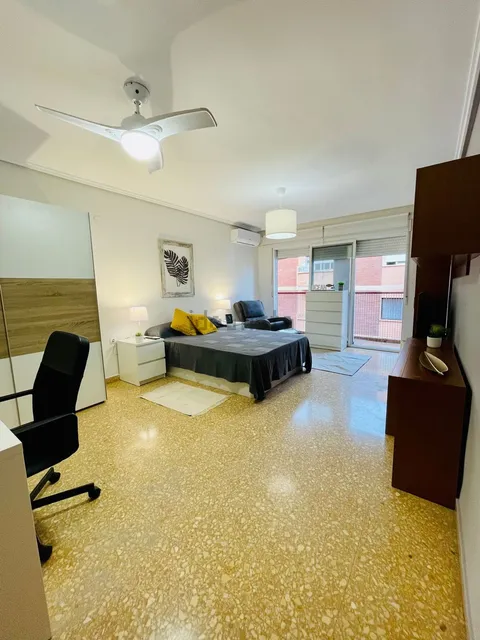 Chambre à louer, Valence (2/14)