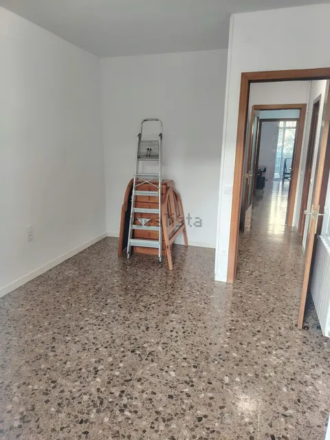 Flat 100 m² in l'Hospitalet de Llobregat (4/14)