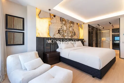 Wohnung 246 m² in Valencia
