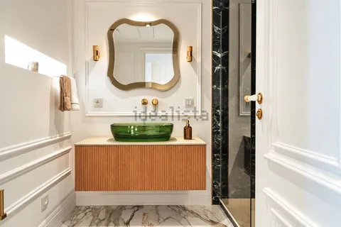 Wohnung 174 m² in Madrid