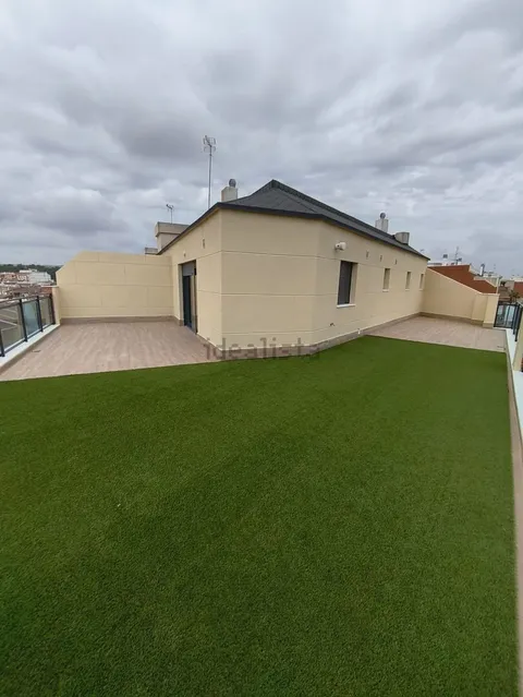 Flat 70 m² in Alberic