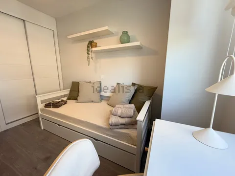 Wohnung 93 m² in Madrid