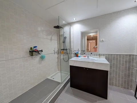 Pis de 99 m² a San Roque