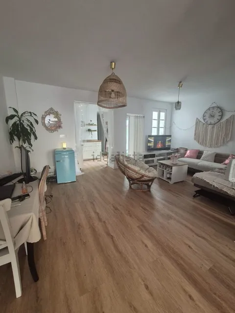 Room for rent, Zaragoza (2/6)