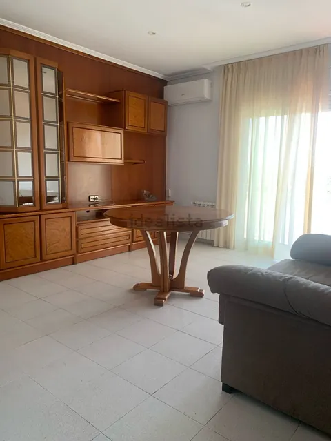 Chambre à louer, Valls