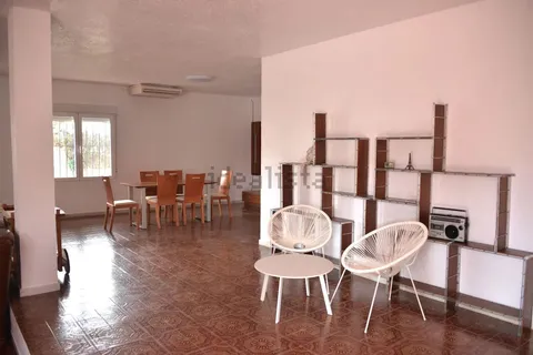 Casa de 190 m² a Oriola