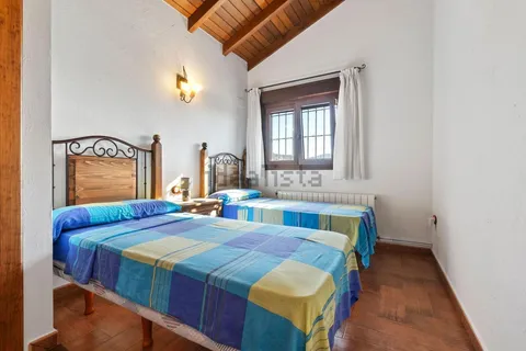 Casa de 395 m² a Onil