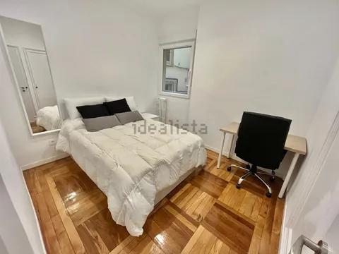 Кімната в оренду, Madrid
