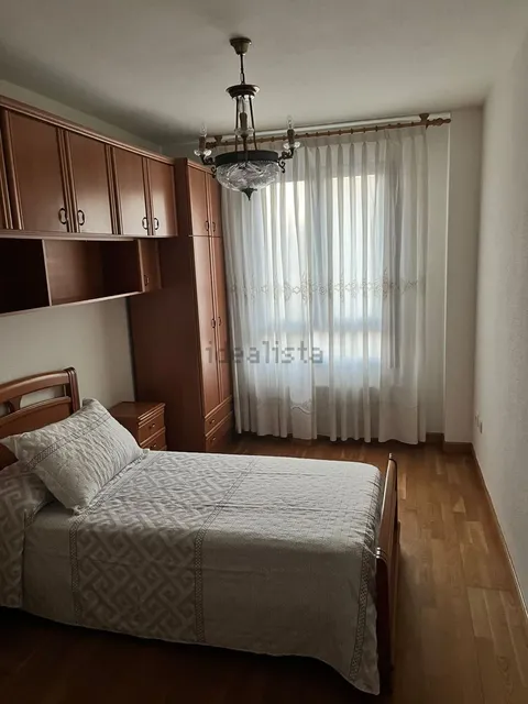 Pis de 82 m² a Oviedo