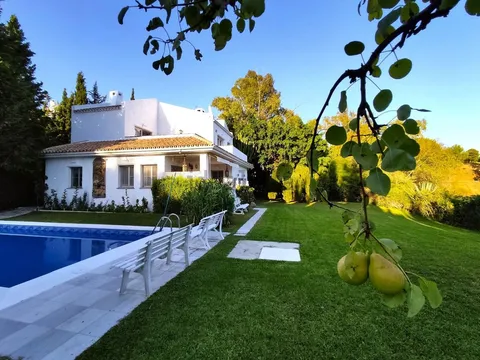 Haus 300 m² in Marbella