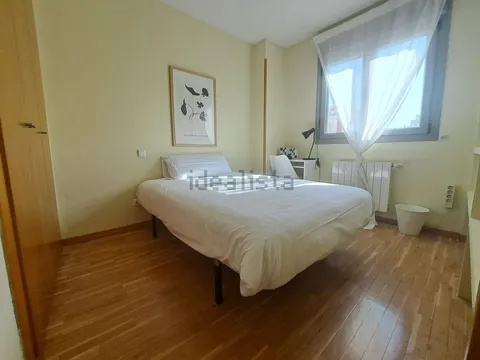 Chambre à louer, Madrid (4/5)