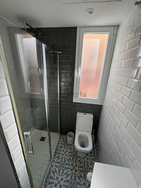 Flat 50 m² in Madrid (2/4)