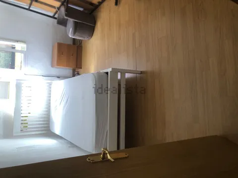 Habitació de lloguer, València (2/3)