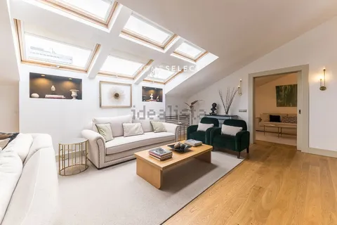 Wohnung 180 m² in Madrid
