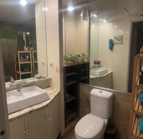 Room for rent, Barcelona (4/7)