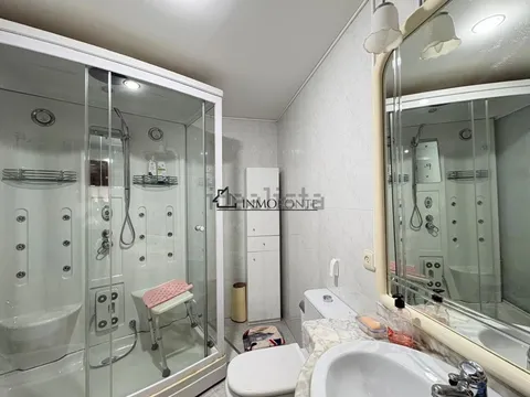 Flat 90 m² in Marín