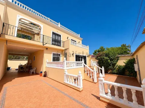 Casa 387 m² a Torrevieja (4/72)
