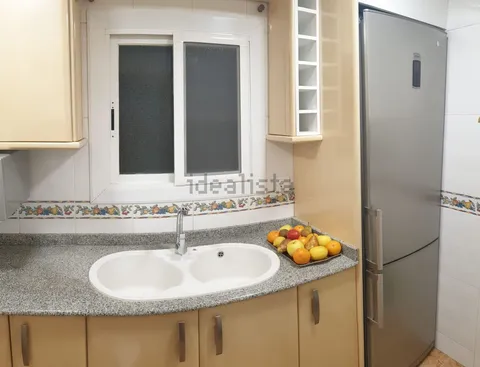 Кімната в оренду, Cornellà de Llobregat