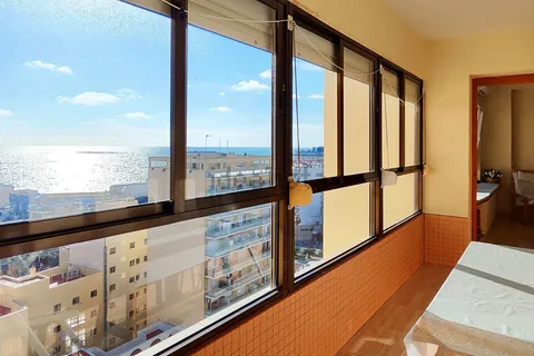 Wohnung 100 m² in Cádiz