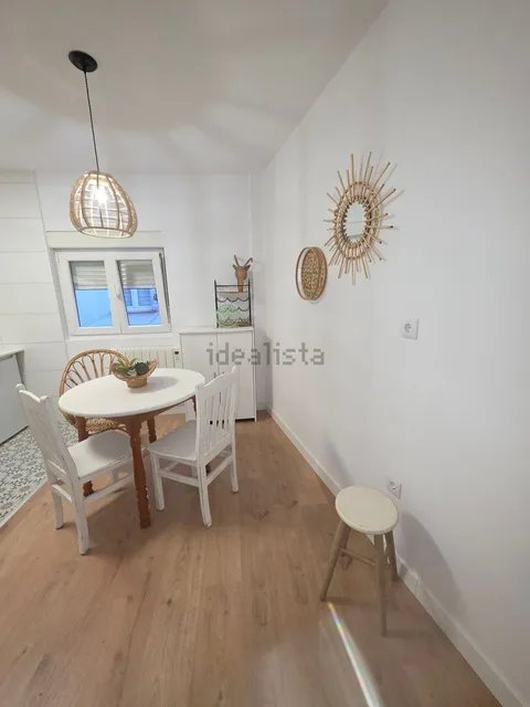 Pis de 55 m² a Lleó (3/12)