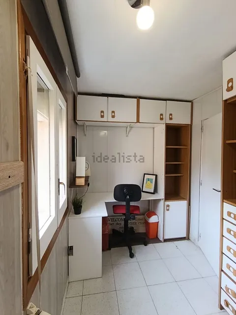 Habitació de lloguer, Barcelona (4/4)