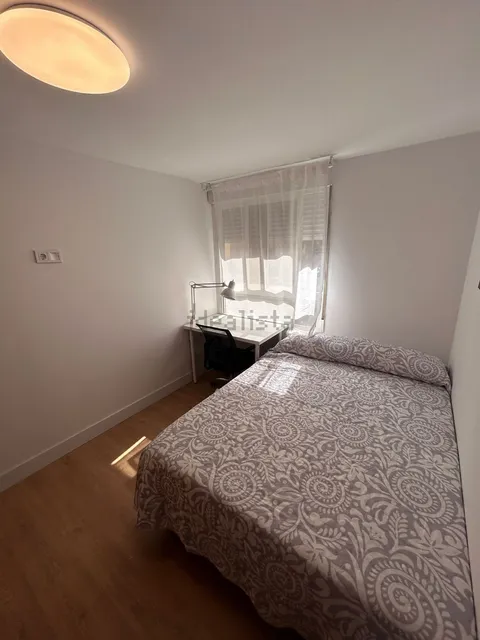 Habitació de lloguer, Madrid (2/11)